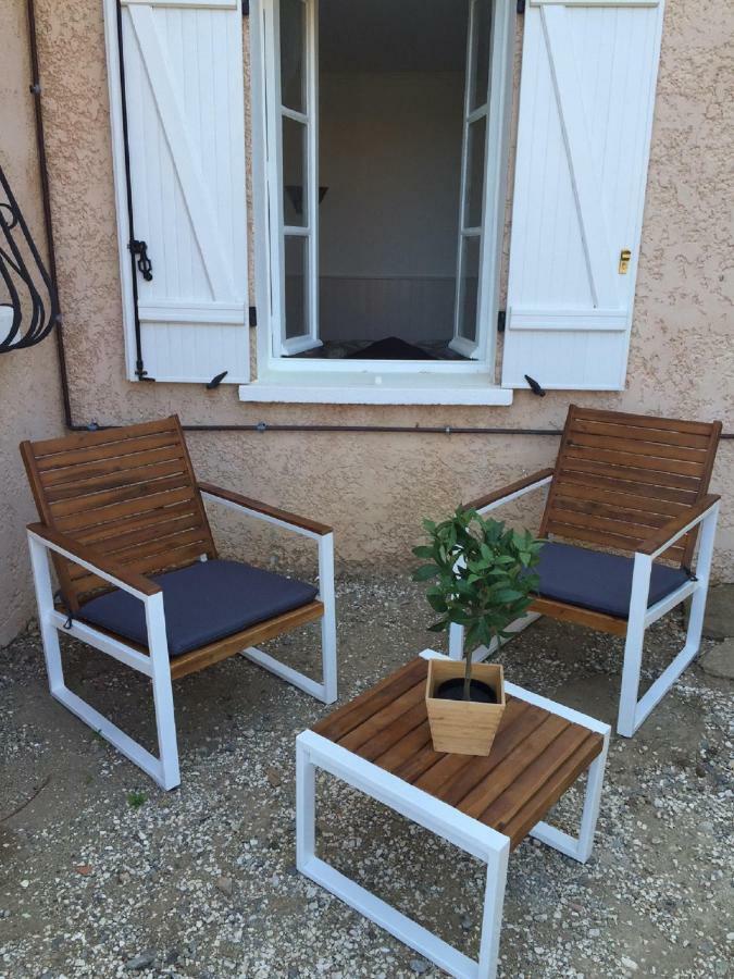 Appartements La Fossette plage Le Lavandou Extérieur photo