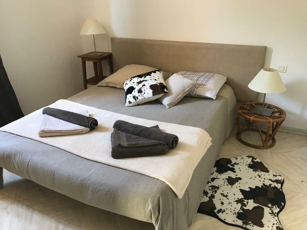 Appartements La Fossette plage Le Lavandou Extérieur photo